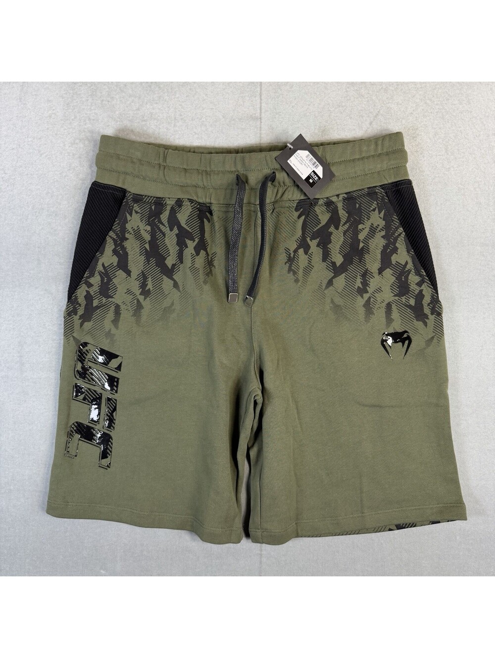 UFC Venum Fight Week Sweat Shorts Mens Medium Green Black Snake Camouflage NWT